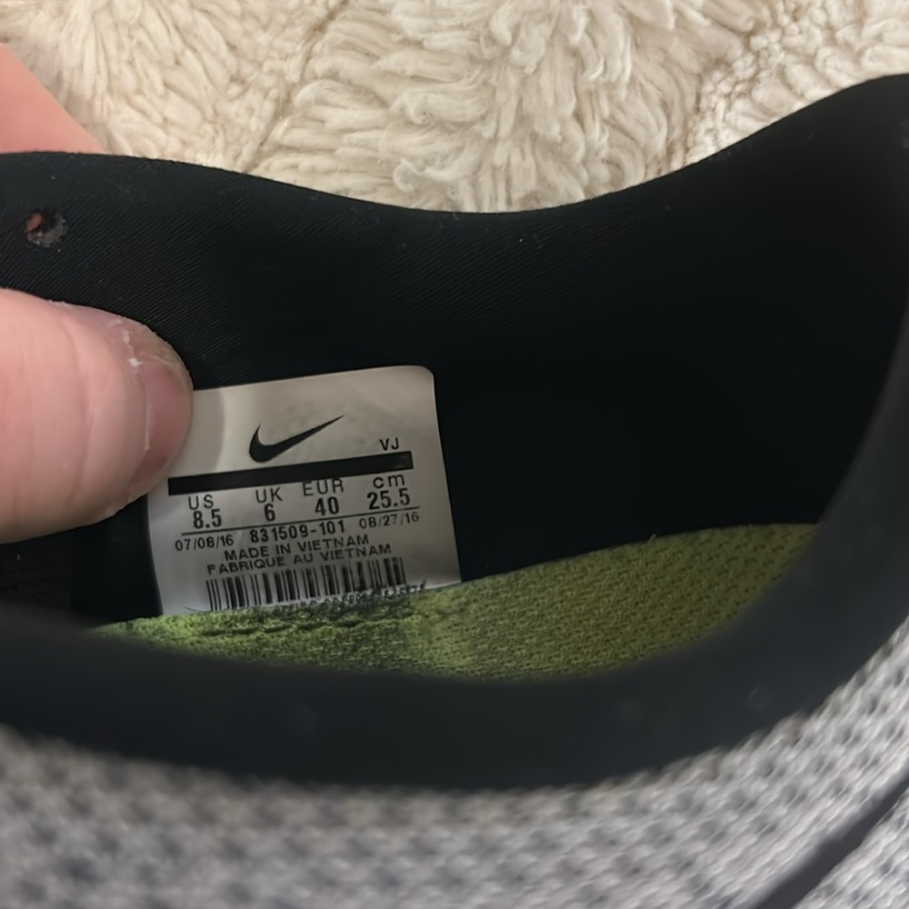 Nike Free RN sneakers - Picture 3 of 5